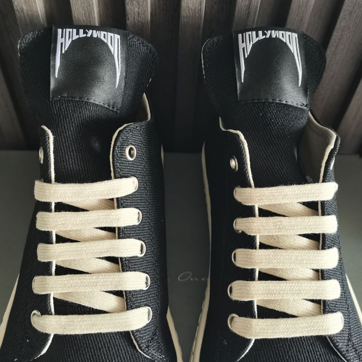 Klassische Marken-Freizeitschu – Streetwear Brands Bewertung und Preis