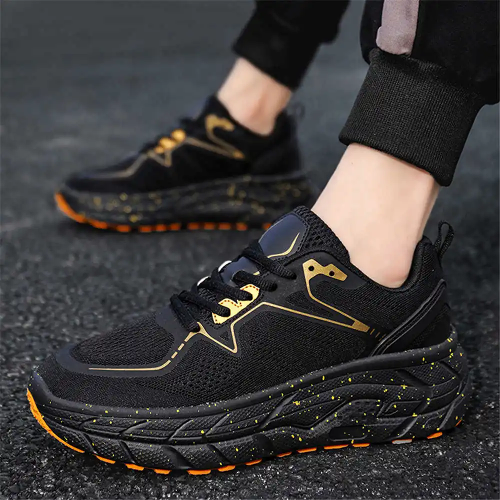 Rutscht nicht, Größe 37, Schuh – Streetwear Brand Collection Bewertung und Preis
